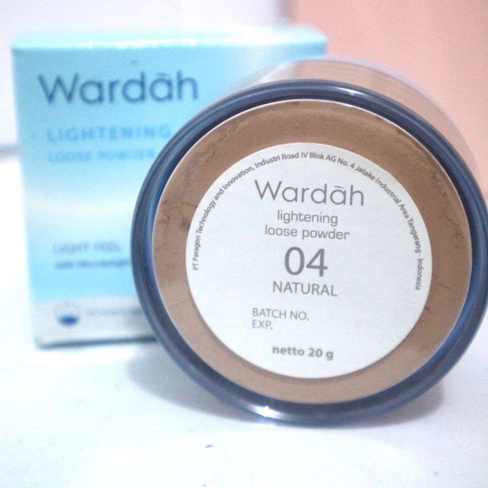 WARDAH LIGHT PWD 04 NAT 20ML